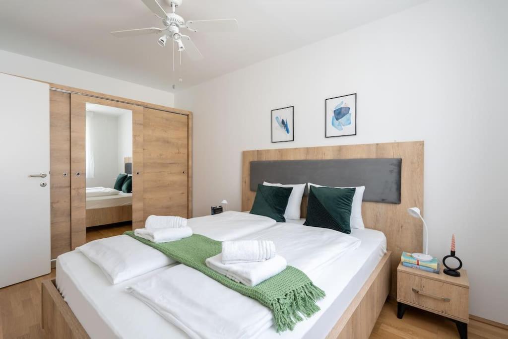 Trendy 1Br, Direct City Access By Hm Vienna Esterno foto